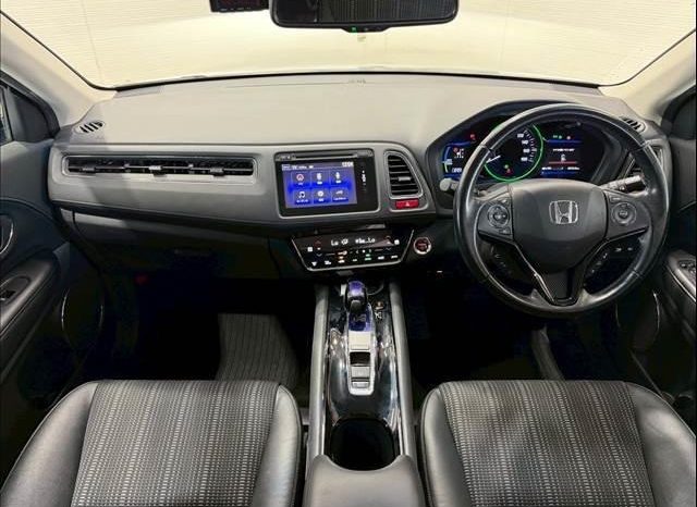 
								HONDA VEZEL HYBRID Z full									