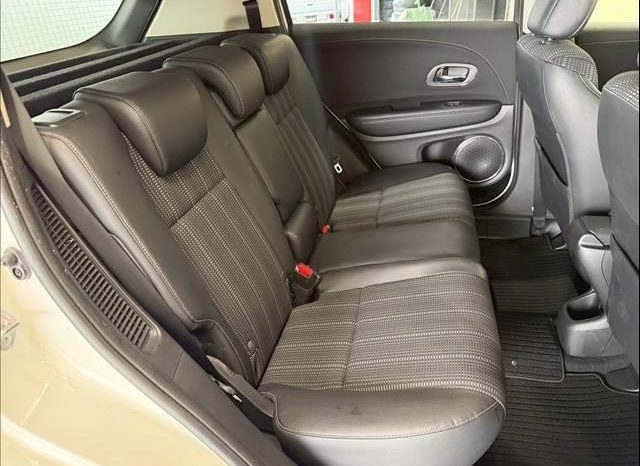 
								HONDA VEZEL HYBRID Z full									