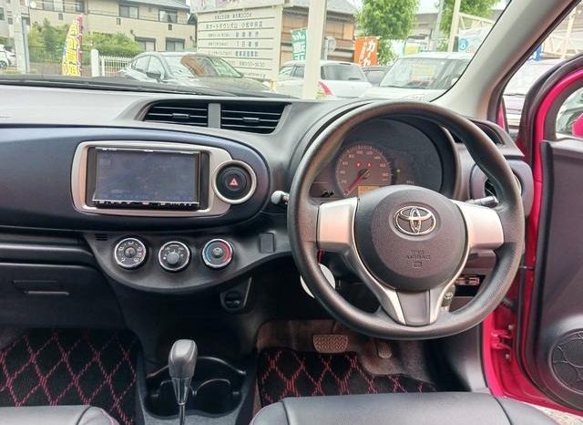 
								TOYOTA VITZ JEWELA full									