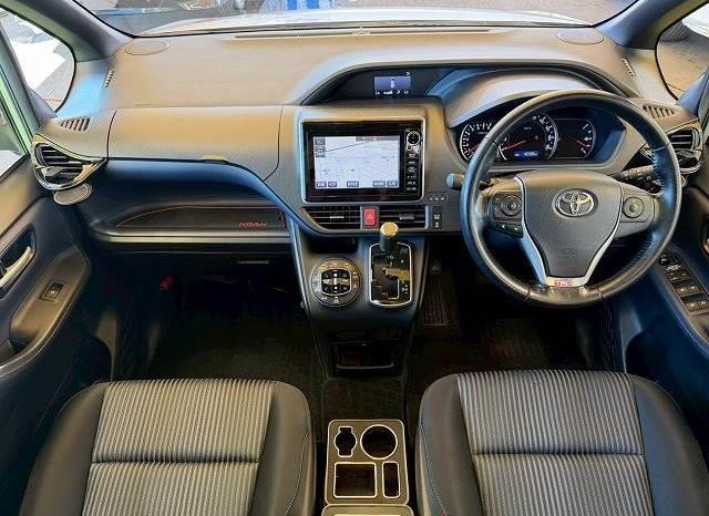 
								TOYOTA NOAH SI full									