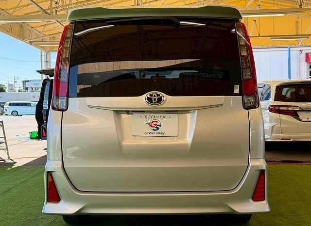 
								TOYOTA NOAH SI full									