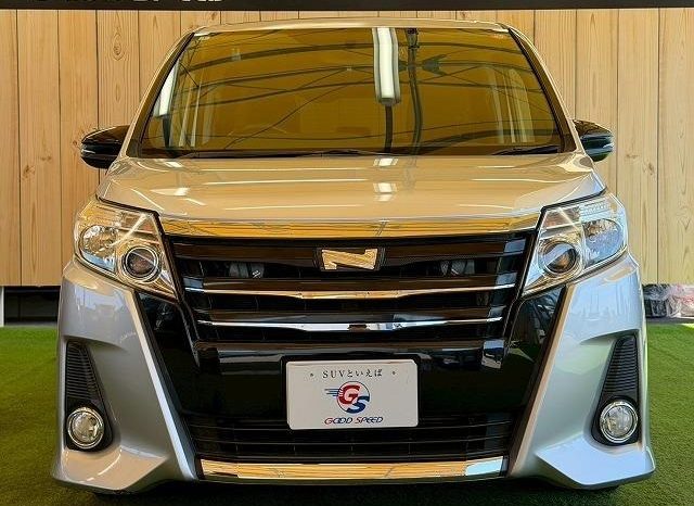 
								TOYOTA NOAH SI full									