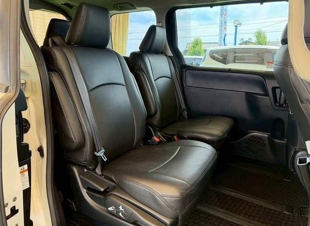 
								TOYOTA NOAH SI full									