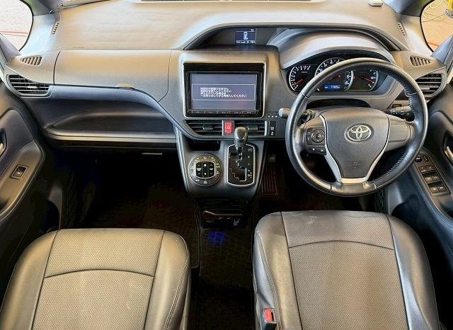 
								TOYOTA NOAH SI full									