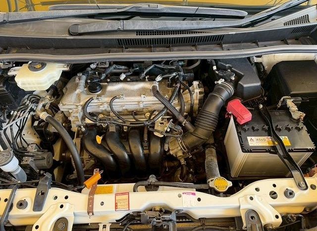 
								TOYOTA NOAH SI full									