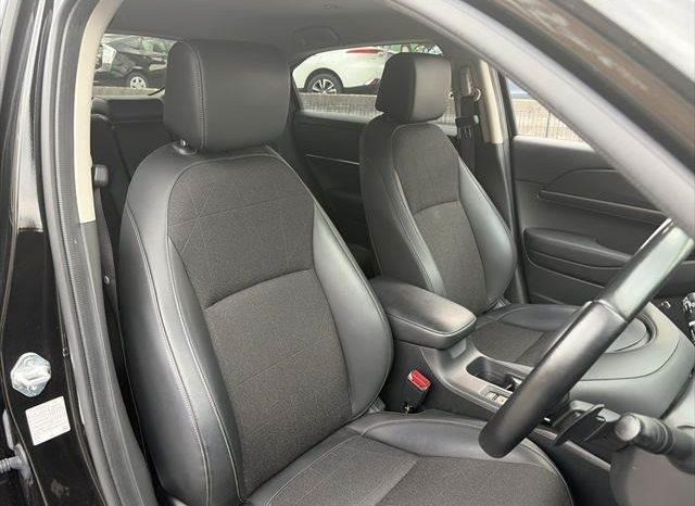 
								HONDA VEZEL E:HEV Z full									