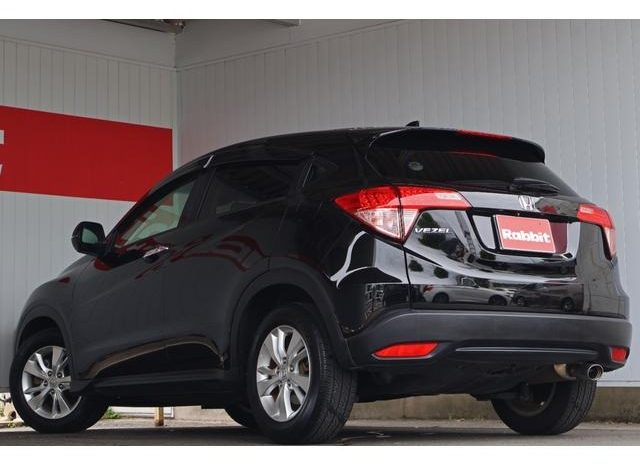 
								HONDA VEZEL X full									