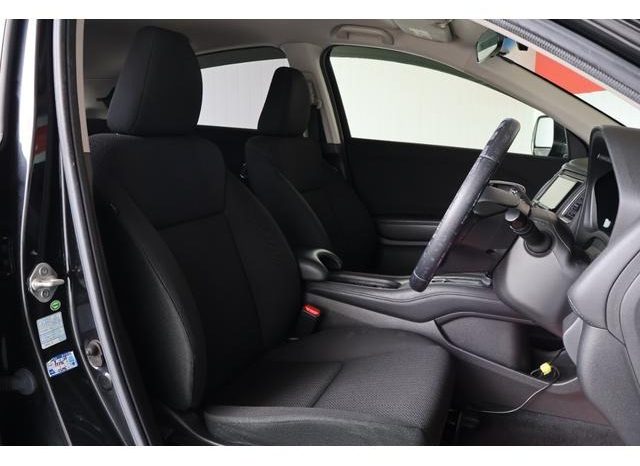 
								HONDA VEZEL X full									