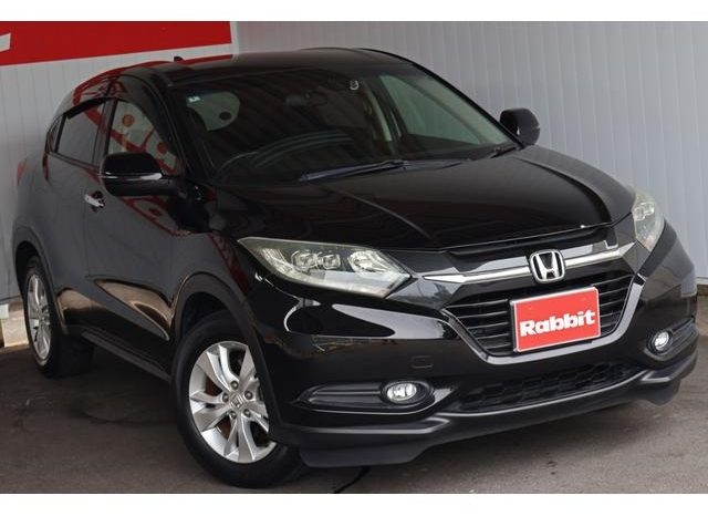 
								HONDA VEZEL X full									