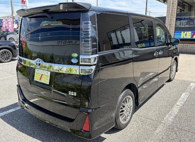 
								TOYOTA VOXY HYBRID ZS KIRAMEKI II full									