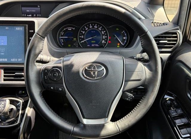 
								TOYOTA VOXY HYBRID ZS KIRAMEKI II full									