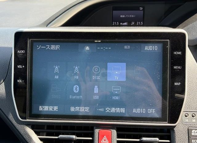 
								TOYOTA VOXY HYBRID ZS KIRAMEKI II full									