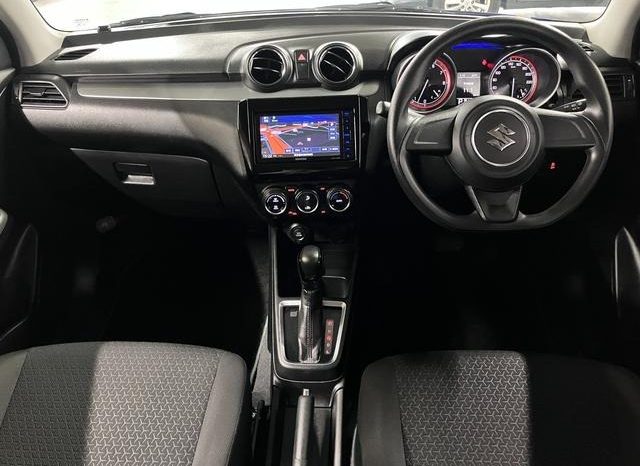 
								SUZUKI SWIFT XG full									