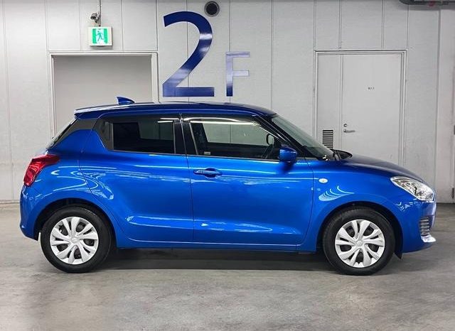 
								SUZUKI SWIFT XG full									