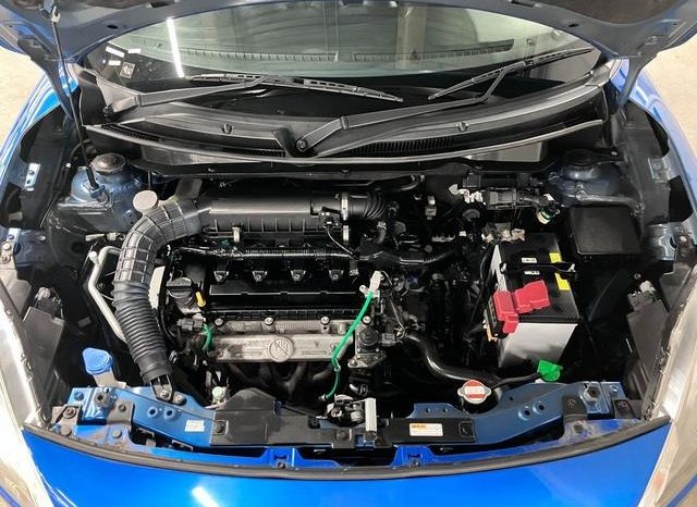 
								SUZUKI SWIFT XG full									