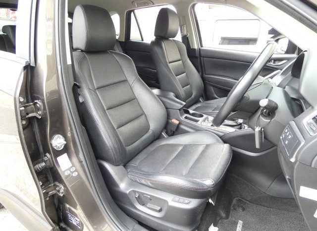 
								MAZDA CX-5 XD L PACKAGE full									