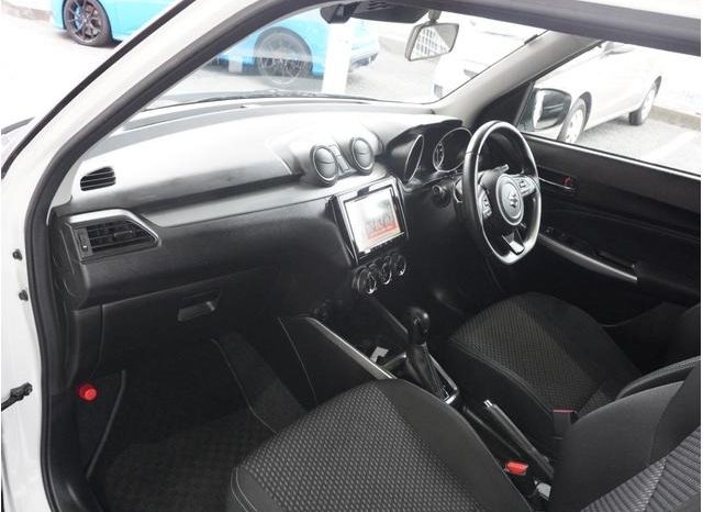 
								SUZUKI SWIFT STYLE full									