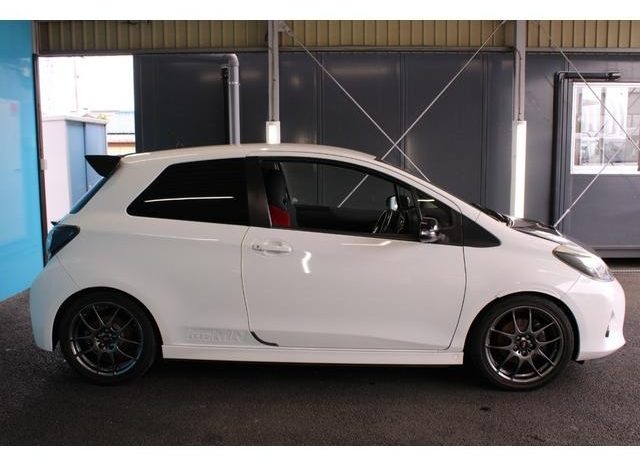 
								TOYOTA VITZ GRMN TURBO full									