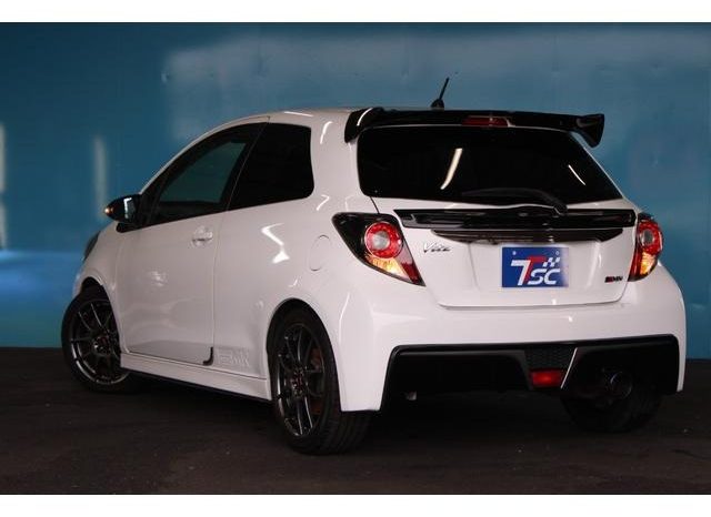
								TOYOTA VITZ GRMN TURBO full									