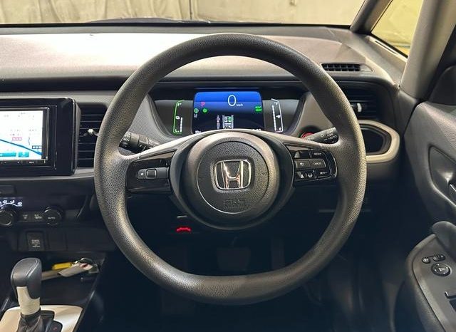 
								HONDA FIT E:HEV BASIC full									