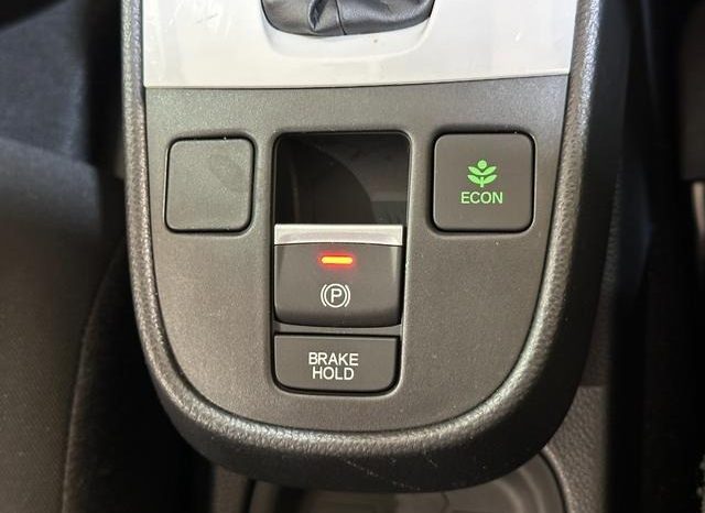 
								HONDA FIT E:HEV BASIC full									