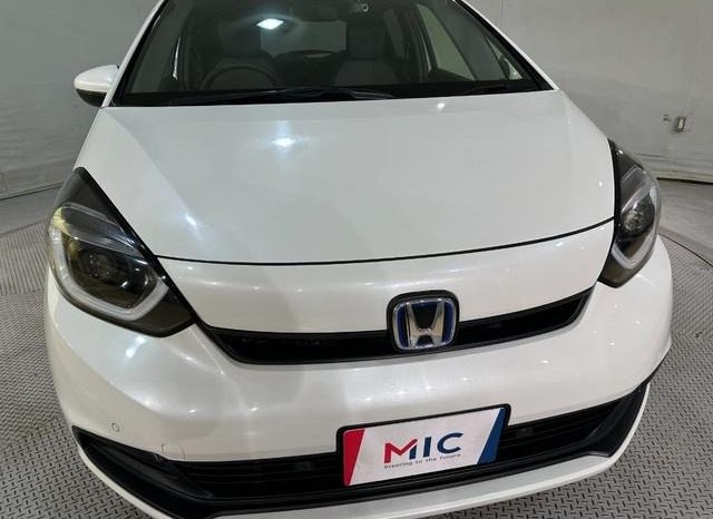 
								HONDA FIT E:HEV BASIC full									