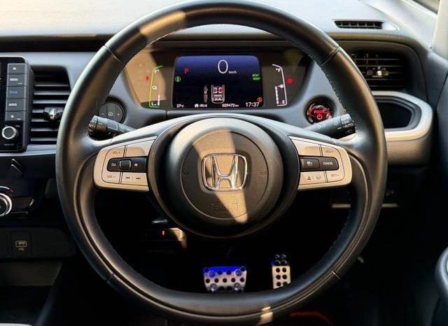 
								HONDA FIT E:HEV HOME full									