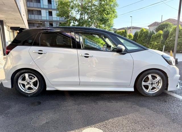 
								HONDA FIT E:HEV HOME full									
