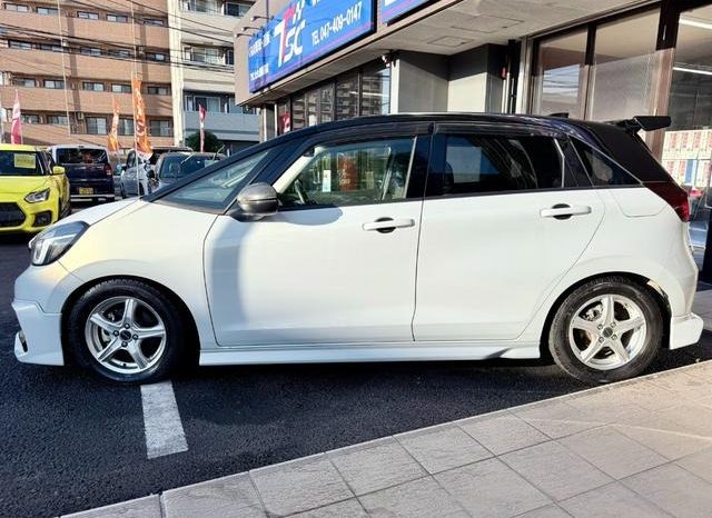 
								HONDA FIT E:HEV HOME full									