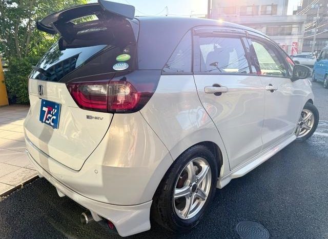 
								HONDA FIT E:HEV HOME full									
