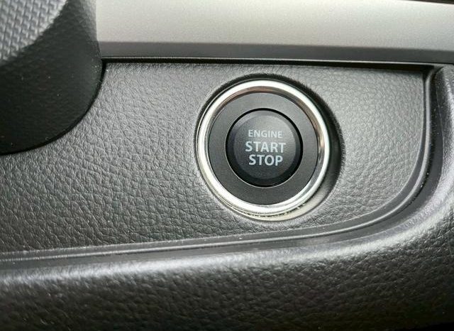 
								SUZUKI SWIFT RS full									