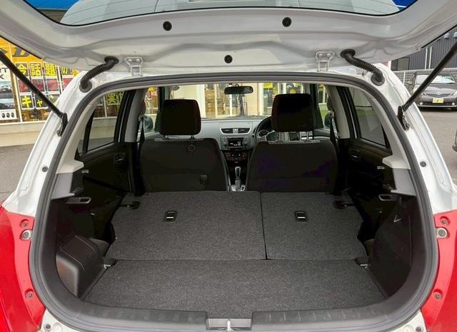 
								SUZUKI SWIFT RS full									