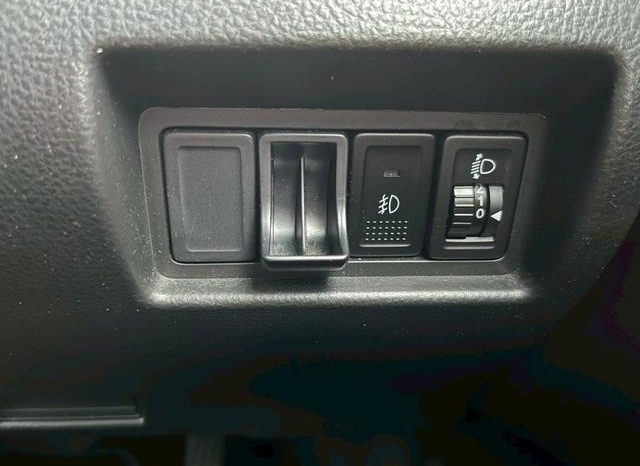 
								SUZUKI SWIFT RS full									