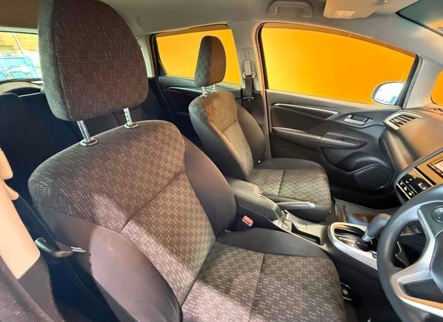 
								HONDA FIT 13G F PACKAGE COMFORT EDITION full									