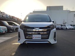 TOYOTA NOAH SI