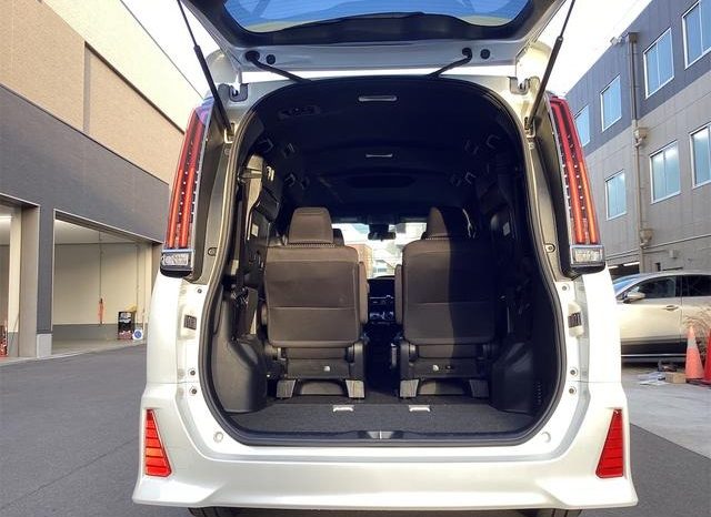 
								TOYOTA NOAH X full									