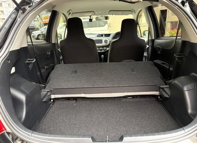 
								TOYOTA VITZ F full									