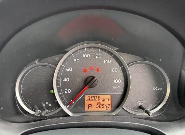 
								TOYOTA VITZ F full									