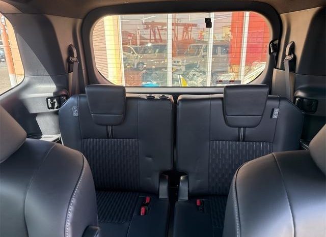 
								TOYOTA NOAH HYBRID S-Z full									