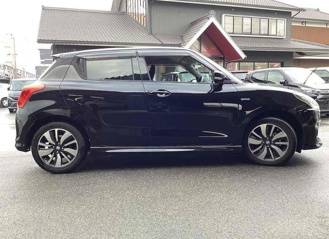 
								SUZUKI SWIFT HYBRID RS full									