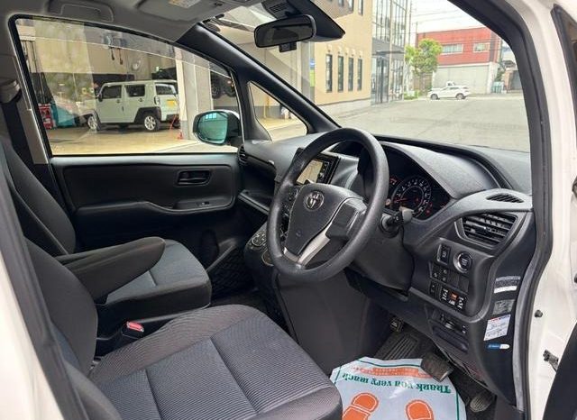 
								TOYOTA NOAH SI WxB II full									