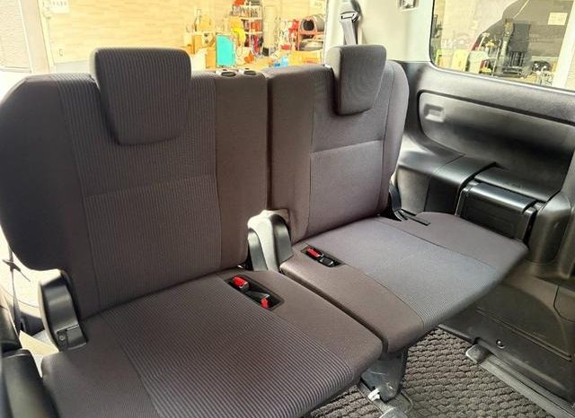 
								TOYOTA NOAH SI WxB II full									