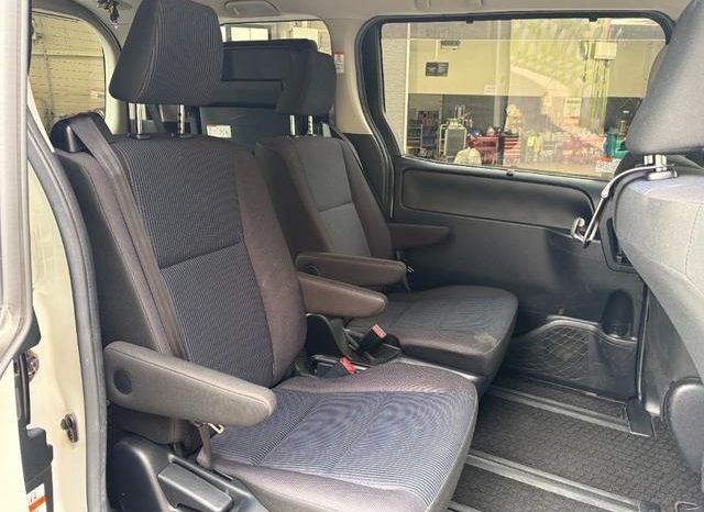 
								TOYOTA NOAH SI WxB II full									