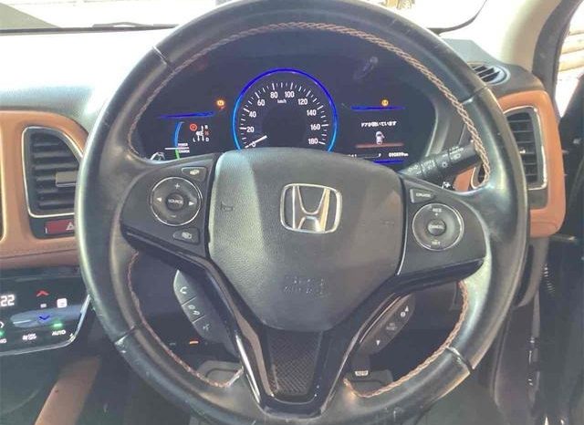
								HONDA VEZEL HYBRID Z full									