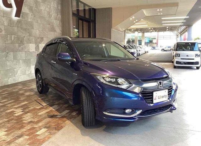 
								HONDA VEZEL HYBRID Z full									