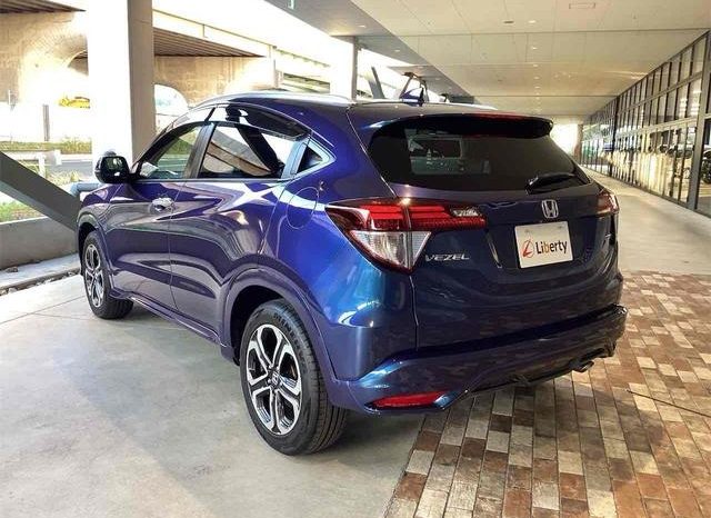 
								HONDA VEZEL HYBRID Z full									