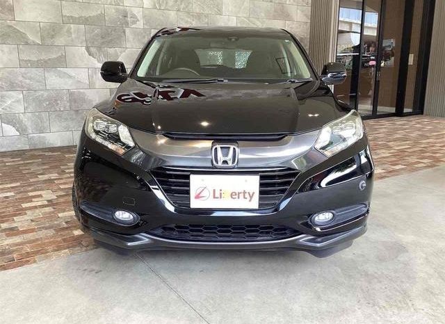 
								HONDA VEZEL HYBRID X full									