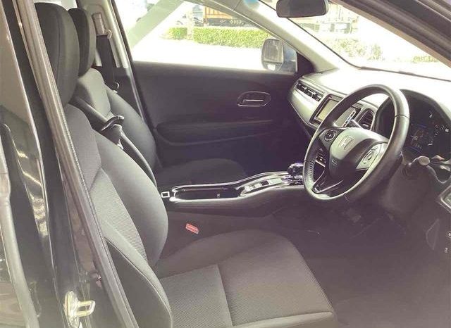 
								HONDA VEZEL HYBRID X full									