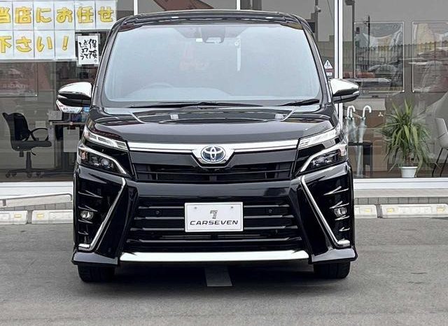 
								TOYOTA VOXY HYBRID ZS KIRAMEKI III full									