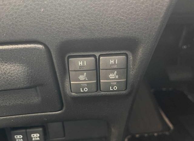 
								TOYOTA VOXY HYBRID ZS KIRAMEKI III full									